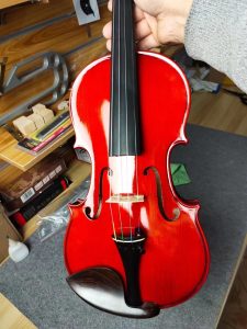纯手工小提琴与机械工艺的区别和联系在哪