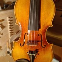 斯式小提琴和瓜式小提琴有什么不同