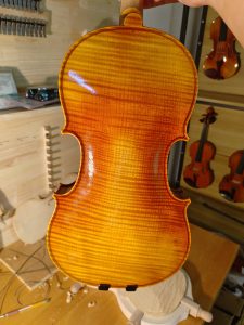 瓜達尼尼小提琴，捷克楓木背板，聲音很好50號作品集
